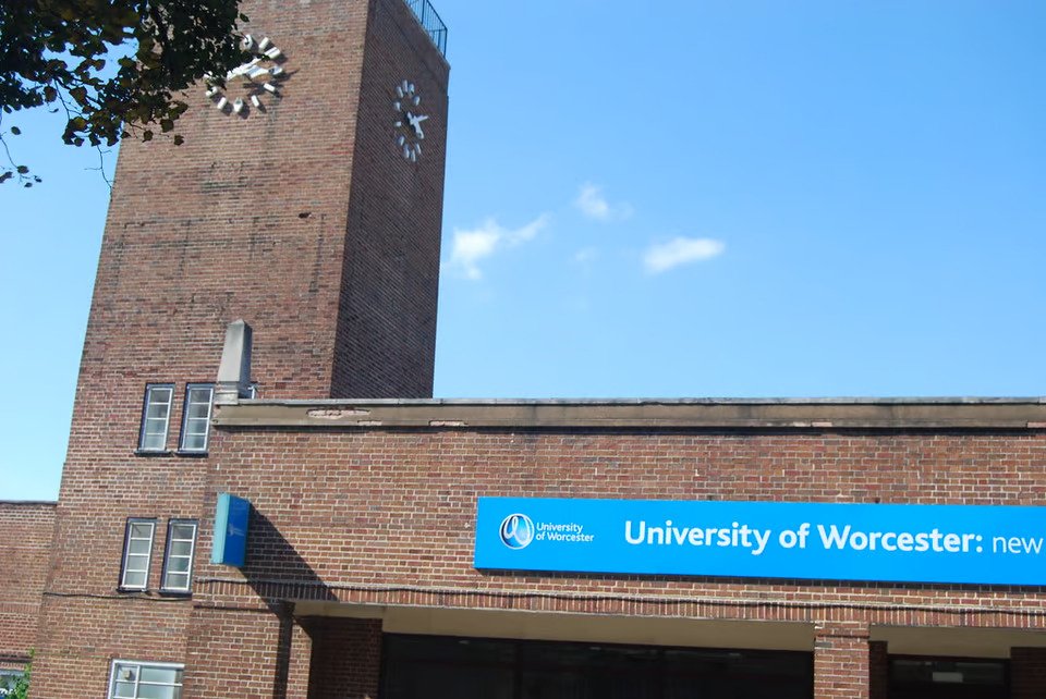 How Much It Would Cost to Study at the University of Worcester